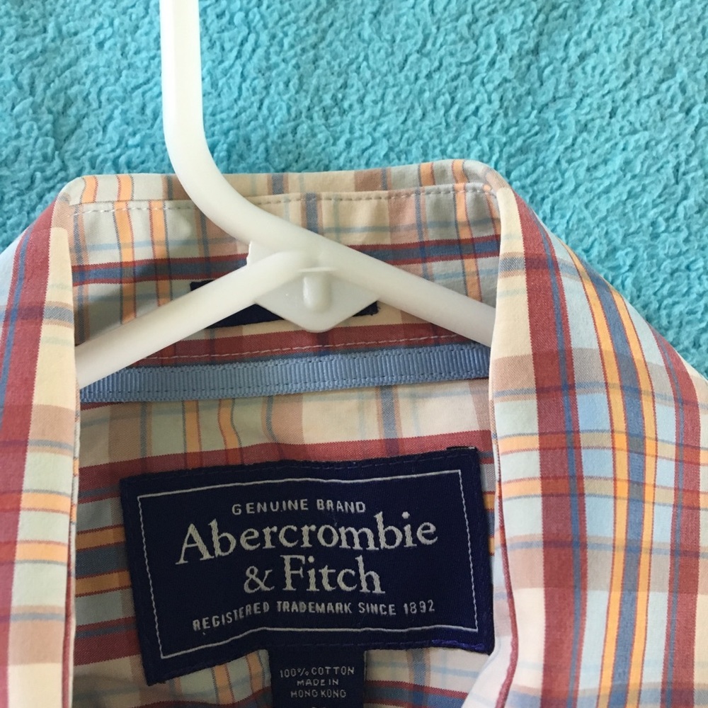 A&F plaid button down - Picture 4 of 4